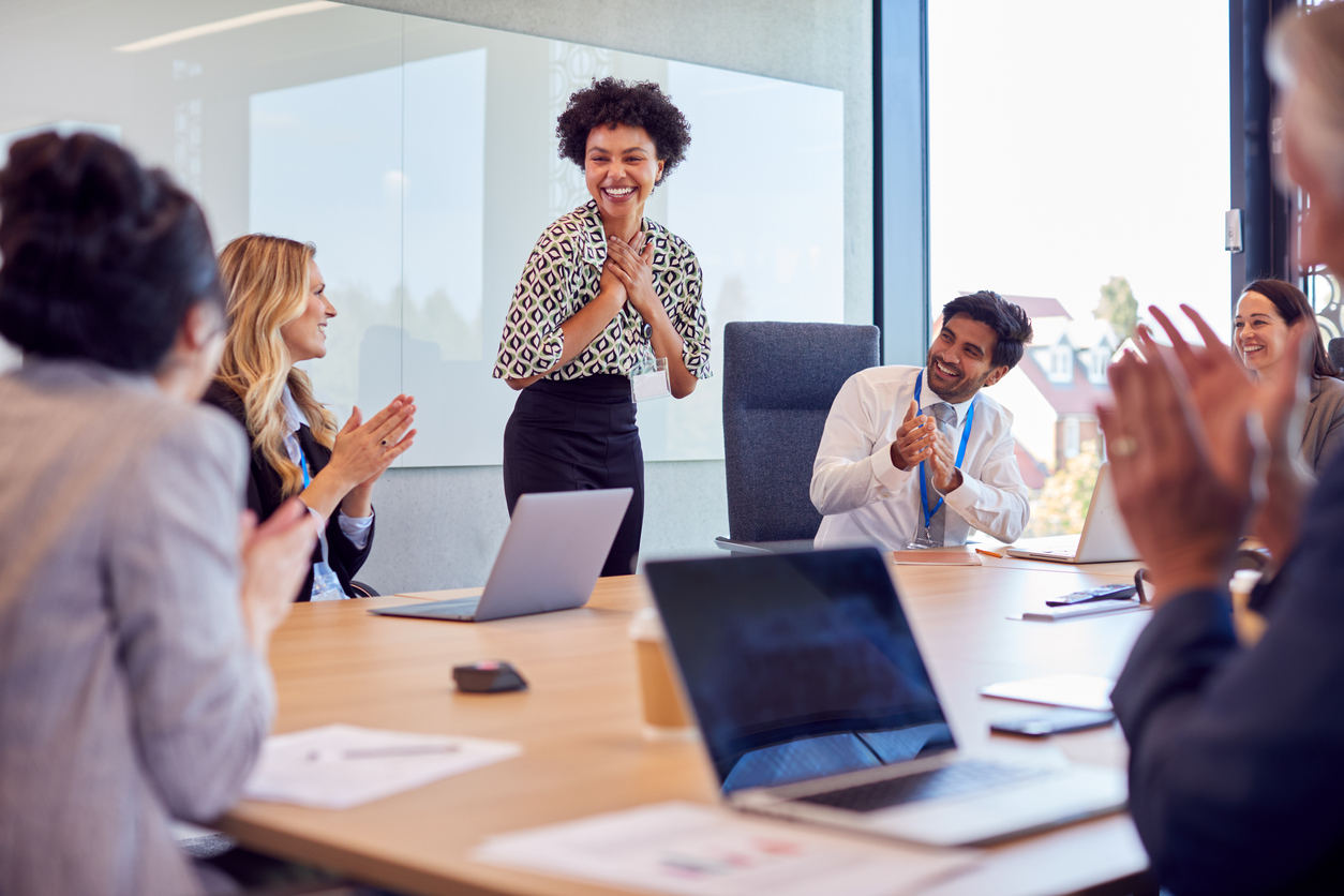 La relación jefe vs. líder afecta al reconocimiento y confianza del equipo