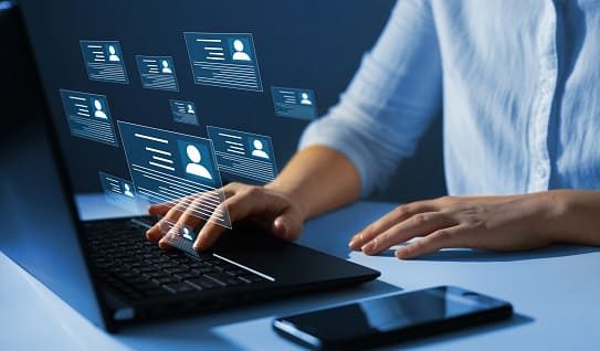 aplicación de la teoría U en recursos humanos 